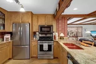 5420 Woodcrest Dr, Edina, MN 55424 - Photo 11