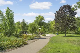 5420 Woodcrest Dr, Edina, MN 55424 - Photo 39