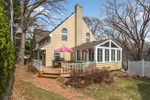 5420 Woodcrest Dr, Edina, MN 55424 - Photo 31