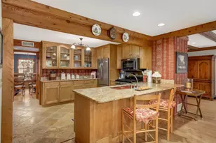 5420 Woodcrest Dr, Edina, MN 55424 - Photo 3