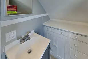 4042 Clinton Ave, Minneapolis, MN 55409 - Photo 13