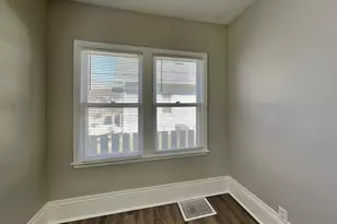 4042 Clinton Ave, Minneapolis, MN 55409 - Photo 7