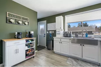 2502 Kelly Avenue, Cloquet, MN 55720 - Photo 9