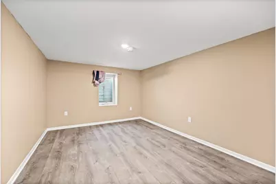 5333 James Avenue N, Brooklyn Center, MN 55430 - Photo 15