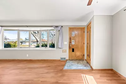 5333 James Avenue N, Brooklyn Center, MN 55430 - Photo 7