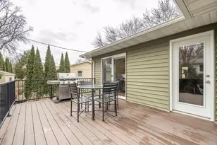 107 S Belmont Dr, Mankato, MN 56001 - Photo 49
