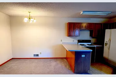 6811 York Place N #4, Brooklyn Center, MN 55429 - Photo 17