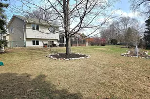 9243 Queens Gardens N, Brooklyn Park, MN 55443 - Photo 7