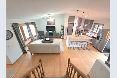9243 Queens Gardens N, Brooklyn Park, MN 55443 - Photo 5