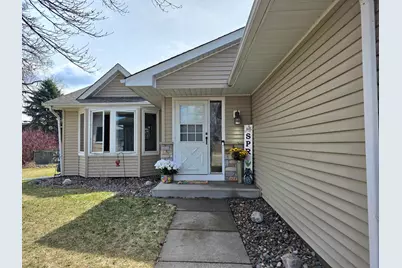 9243 Queens Gardens N, Brooklyn Park, MN 55443 - Photo 3
