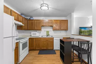 1225 Ferndale St N, Maplewood, MN 55119 - Photo 7