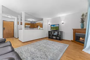 1225 Ferndale St N, Maplewood, MN 55119 - Photo 15