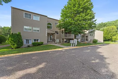 1225 Ferndale Street N #B9, Maplewood, MN 55119 - Photo 1