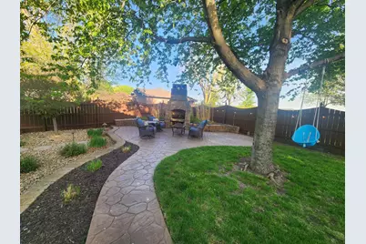 905 4th Avenue SE, Pipestone, MN 56164 - Photo 7