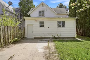 949 Conway St, Saint Paul, MN 55106 - Photo 37