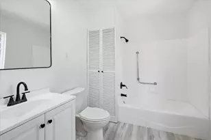 949 Conway St, Saint Paul, MN 55106 - Photo 21