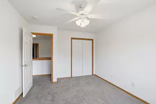 1673 Lexington Ln, Shakopee, MN 55379 - Photo 19