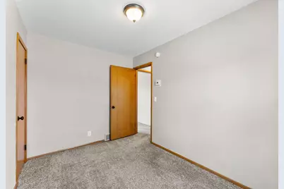 8701 Russell Avenue S, Bloomington, MN 55431 - Photo 21