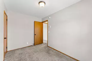 8701 Russell Ave S, Bloomington, MN 55431 - Photo 21