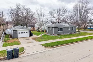 1412 9th Ave NE, Rochester, MN 55906 - Photo 3