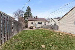 1250 5th St N, Fargo, ND 58102 - Photo 43