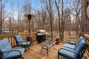 3923 Elmwood St, Vadnais Heights, MN 55127 - Photo 7