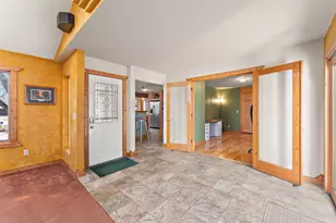 3923 Elmwood St, Vadnais Heights, MN 55127 - Photo 15