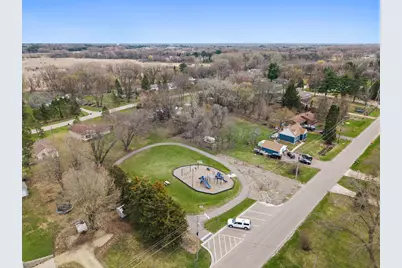 3923 Elmwood Street, Vadnais Heights, MN 55127 - Photo 13