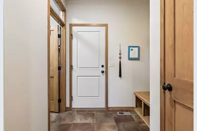 1396 Palisade Path, Woodbury, MN 55129 - Photo 37