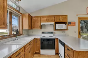 816 8th St N, Sauk Rapids, MN 56379 - Photo 3