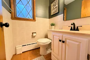 809 W Lake Ave, Worthington, MN 56187 - Photo 23