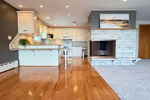 809 W Lake Ave, Worthington, MN 56187 - Photo 9