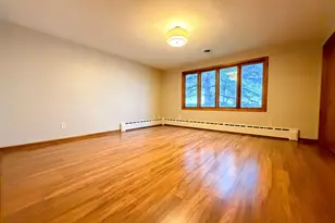 809 W Lake Ave, Worthington, MN 56187 - Photo 25