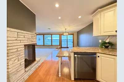809 W Lake Avenue, Worthington, MN 56187 - Photo 19