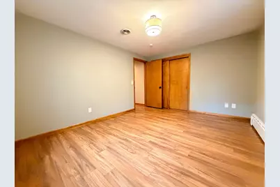 809 W Lake Avenue, Worthington, MN 56187 - Photo 29