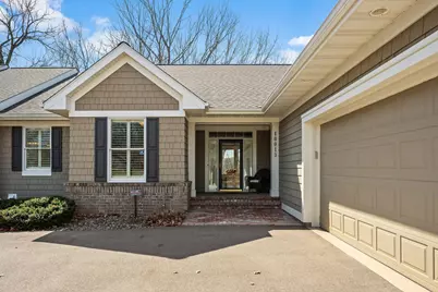 10013 Waterfront Drive, Woodbury, MN 55129 - Photo 3