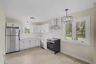 5544 Dupont Ave N, Brooklyn Center, MN 55430 - Photo 5