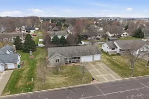 801 Maplewood Ave, Litchfield, MN 55355 - Photo 31