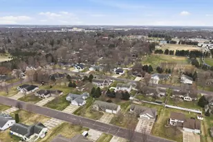 801 Maplewood Ave, Litchfield, MN 55355 - Photo 35