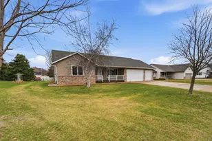 801 Maplewood Ave, Litchfield, MN 55355 - Photo 39