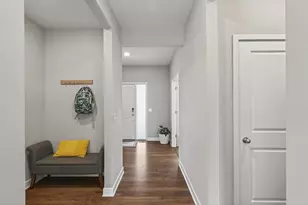 1429 Clover Preserve Ln, Chaska, MN 55318 - Photo 5