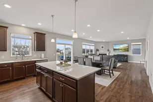 1429 Clover Preserve Ln, Chaska, MN 55318 - Photo 5