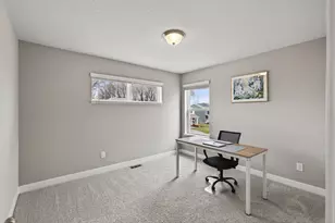 1429 Clover Preserve Ln, Chaska, MN 55318 - Photo 17