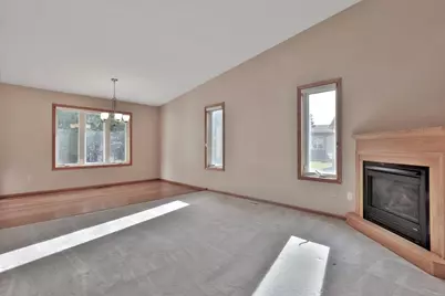 897 Evergreen Court, Vadnais Heights, MN 55127 - Photo 5