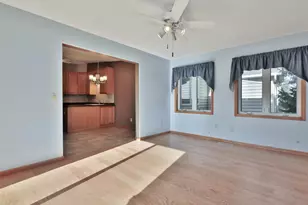 897 Evergreen Ct, Vadnais Heights, MN 55127 - Photo 21