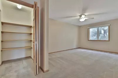 897 Evergreen Court, Vadnais Heights, MN 55127 - Photo 23
