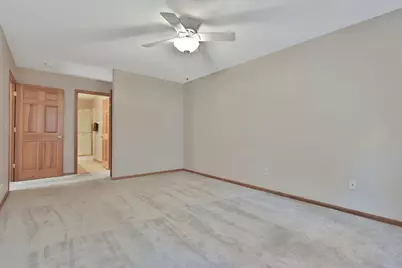 897 Evergreen Court, Vadnais Heights, MN 55127 - Photo 25