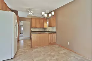 897 Evergreen Ct, Vadnais Heights, MN 55127 - Photo 17