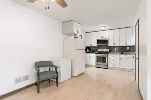 306 12th Ave SW, Austin, MN 55912 - Photo 21
