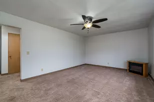 117 Jay St, Le Sueur, MN 56058 - Photo 7